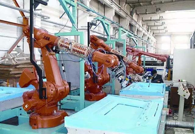 還在&ldquo;佛系&rdquo;手工噴涂？&ldquo;仙系&rdquo;手把手示教機器人已經(jīng)駕臨！-3